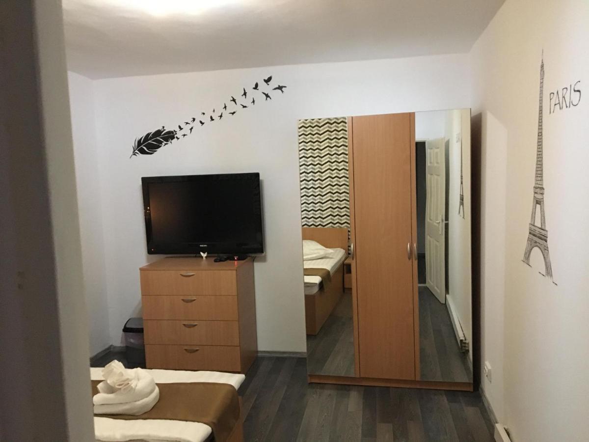 Karla Residence / Greta Residence Resita Zewnętrze zdjęcie